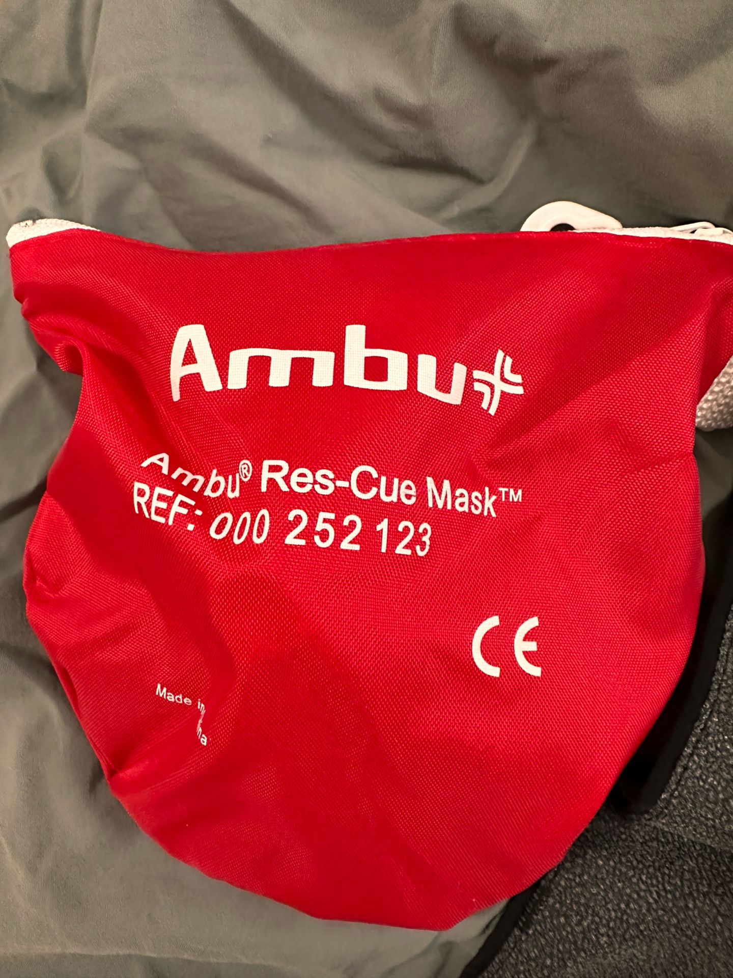 Ambu CPR Mask With O2 Inlet, Headstrap, Gloves, And Wipes In Soft Case Pouch