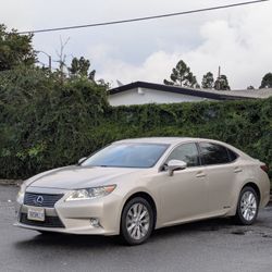 2014 Lexus ES
