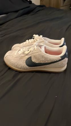 Nike women shoes
