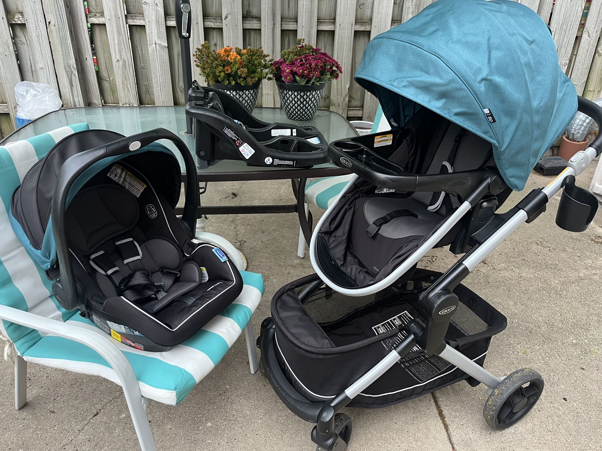 Graco Modes Nest Stroller Car seat Car base Bassinet