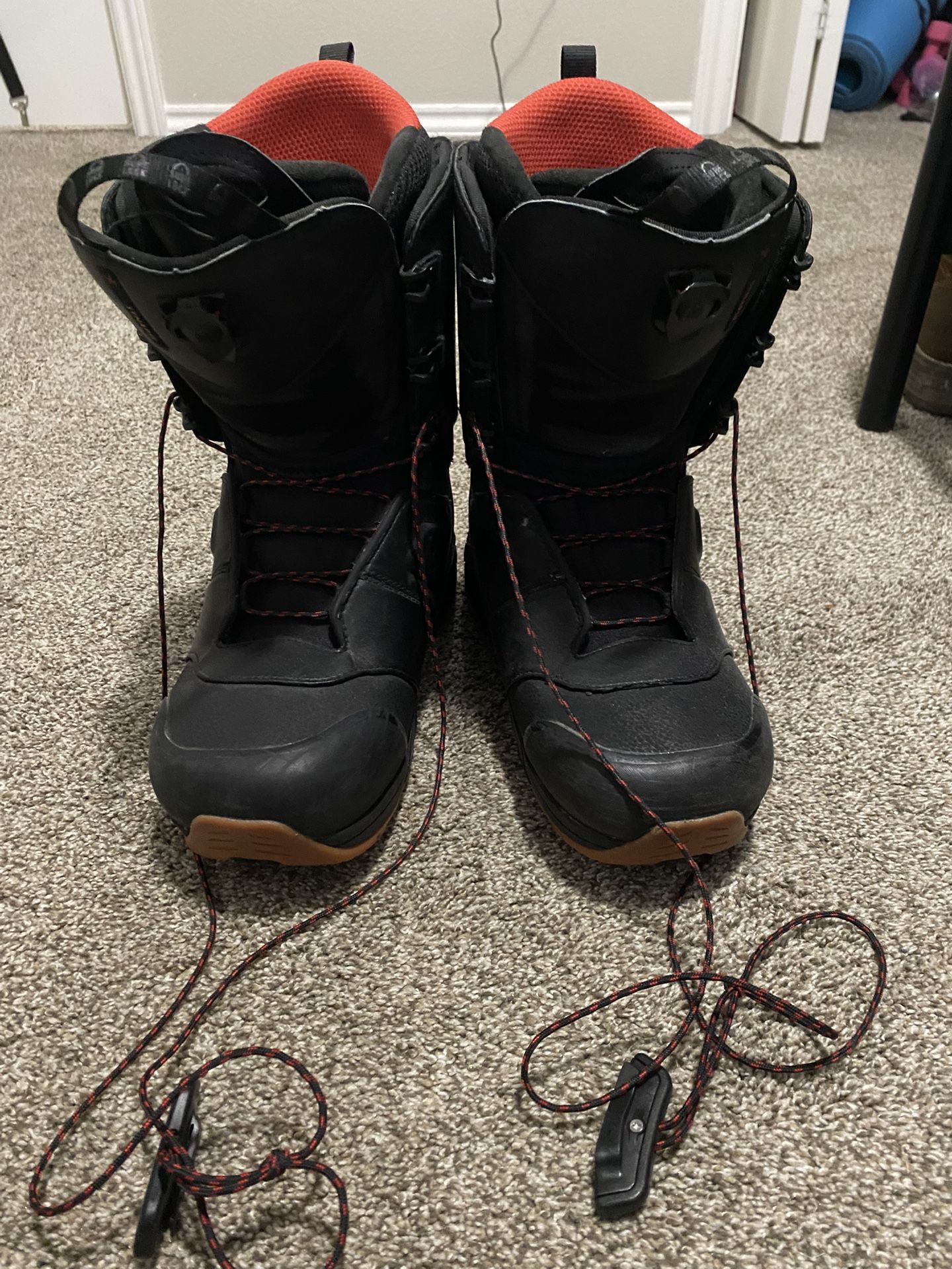Men Size 9 Snowboarding Boots (Synapse, SalomonSnowBoots,)