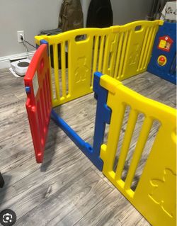 Kid zone playpen for baby toddler