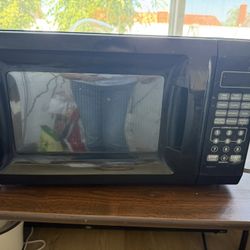 Micro-wave oven