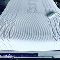 Purple Hybrid Premier .4 Twin Xl Mattress Bed- Like New!