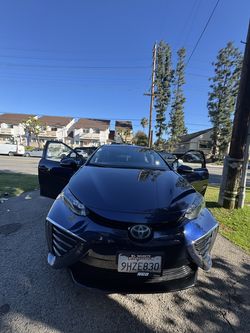 2017 Toyota Mirai - HYDROGEN CAR— Toyota Certified Platinum Warranty Included!