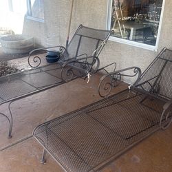 Metal lounge chairs