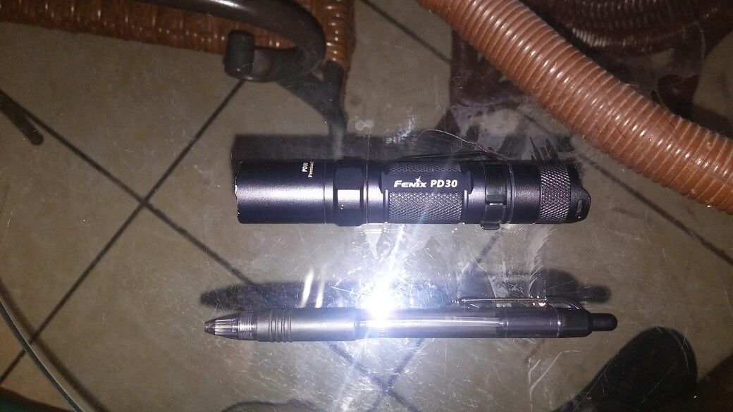 Fenix PD30 led flashlight