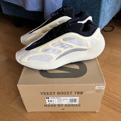 Adidas Yeezy 700 V3 Azael Size 11.5