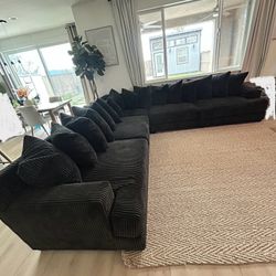 OVERSIZED SECTIONAL $2000