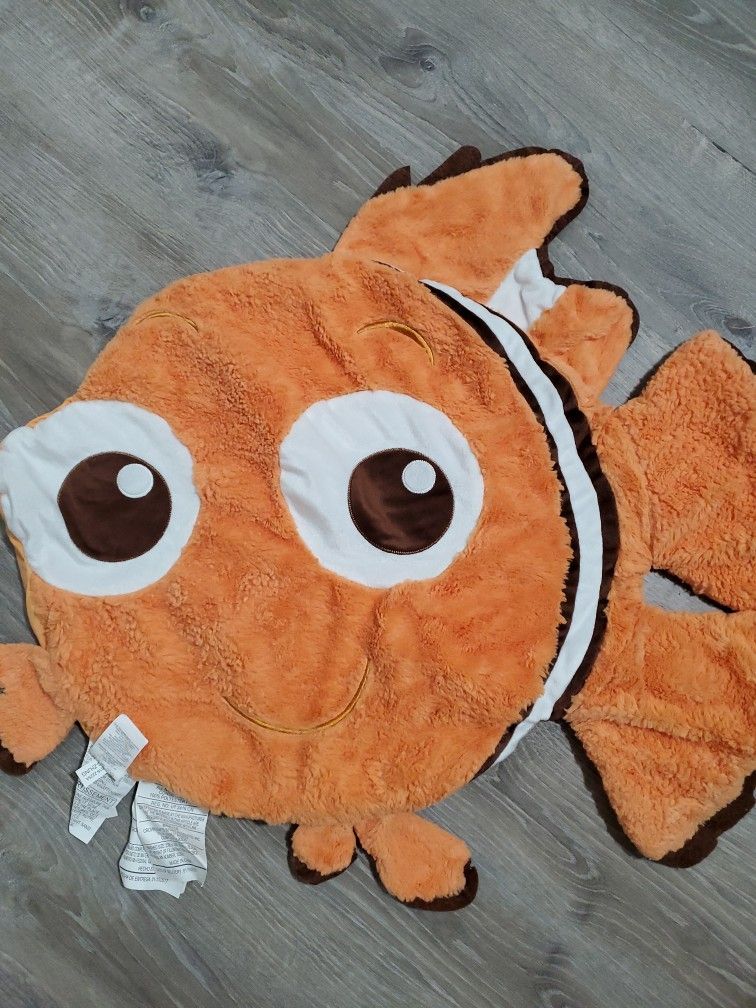 Disney Baby Finding Nemo Tummy Time Mat