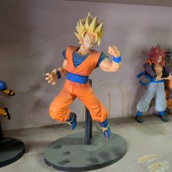Ssj Goku Figure