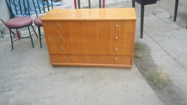 Medium Size Dresser For Sale 4115 University Blvd Ct By