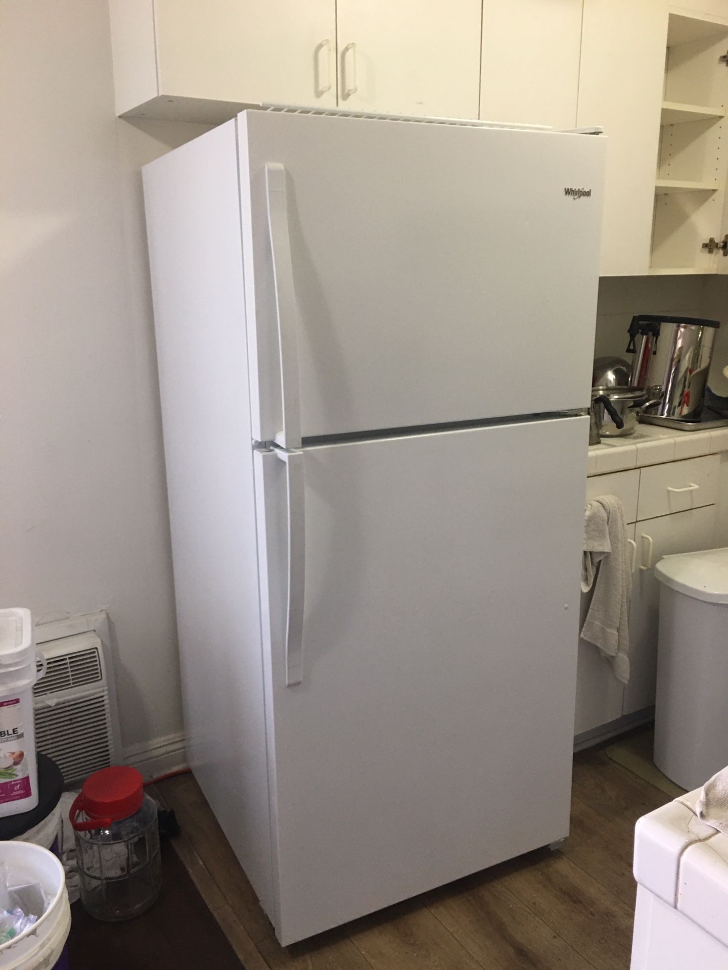 Whirlpool WRT138FZDW00 White Refrigerator