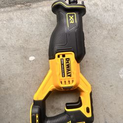 Dewalt Saw