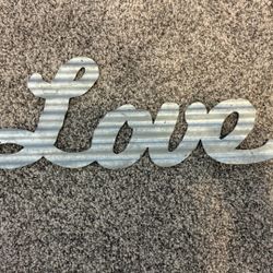 Metal LOVE sign