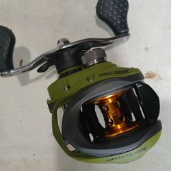 Lews Baitcaster American Hero