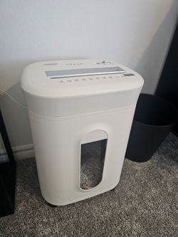 Aurora AU1060MA Shredder