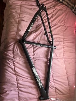 Graphite throne 29er