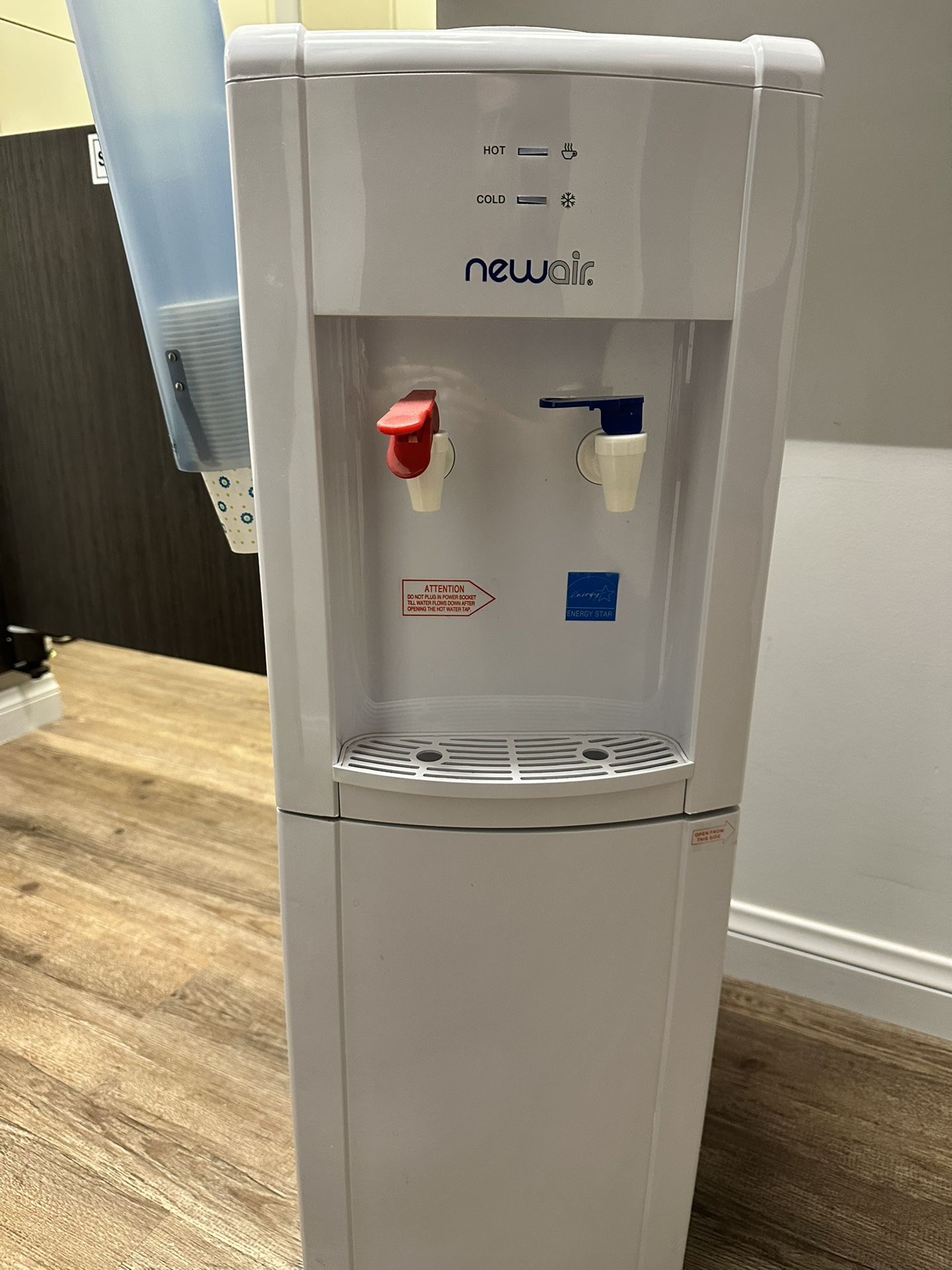 Water Dispenser