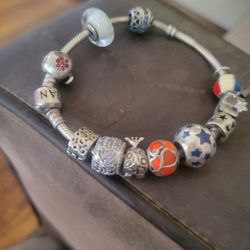 Put Pandora Bracelet 
