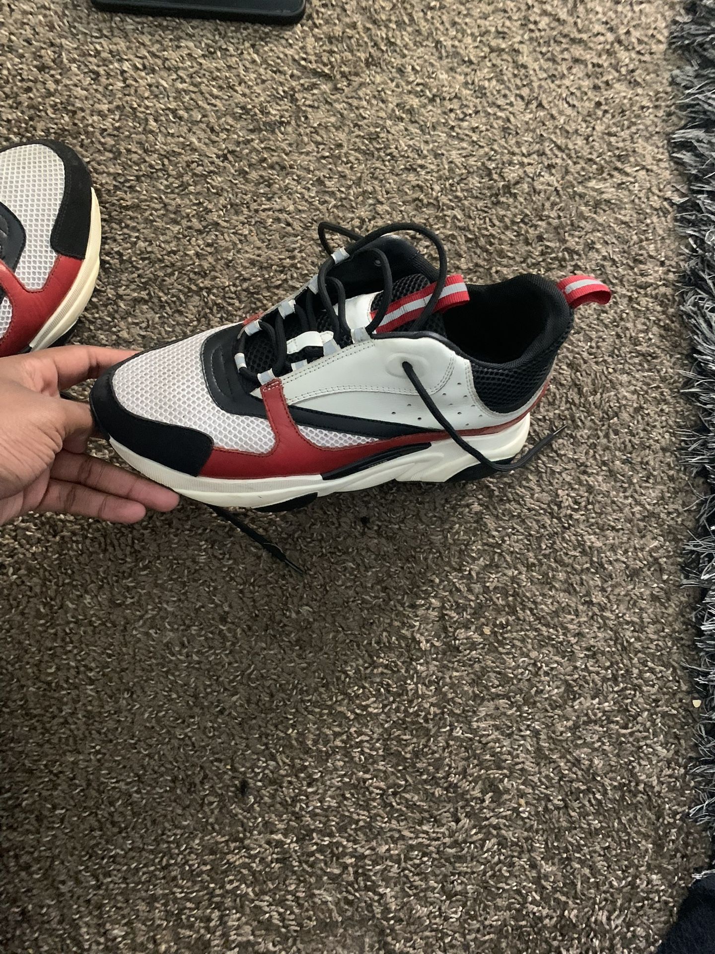 Dior B22s Size 41/9 for Sale in Cuyahoga Heights, OH - OfferUp