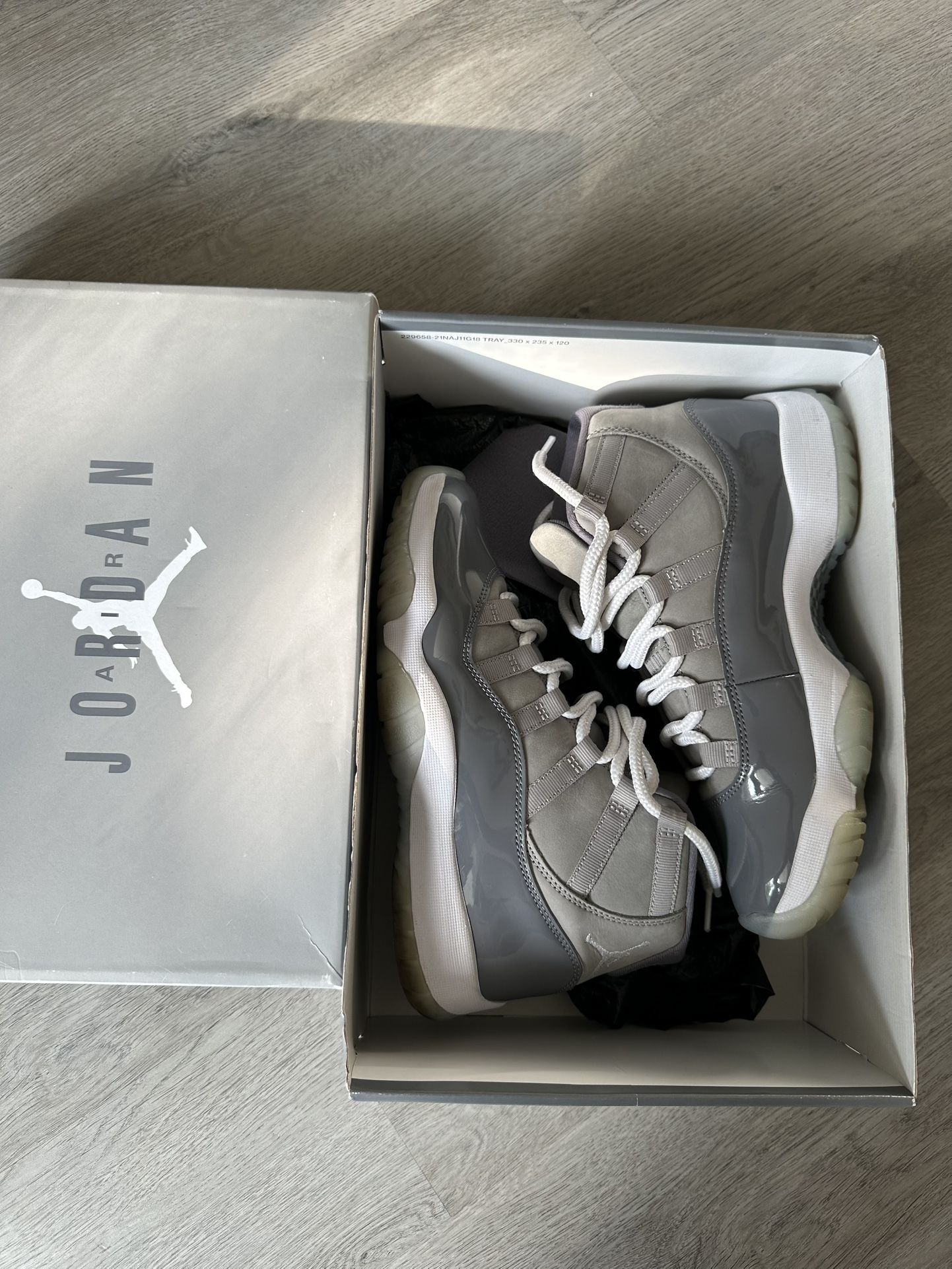 Air Jordan 11 Retro Cool Greys