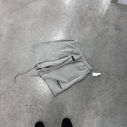 Authentic Dark Oat Essential FOG size Med 