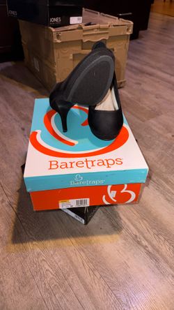 7 1/2 medium bear trap shoes