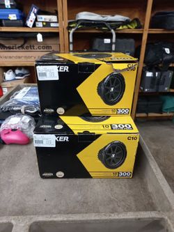 Kicker subwoofers