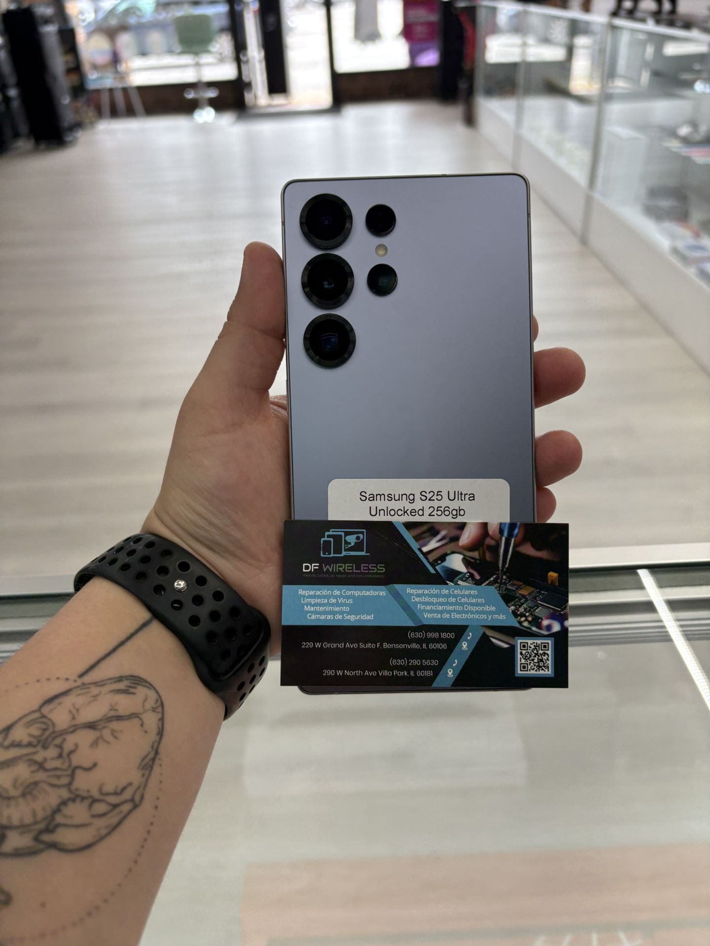 SAMSUNG S25 ULTRA UNLOCKED 256GB🩶