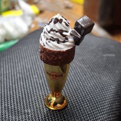 Zuru Minis HARD ROCK CAFE