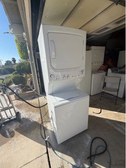 Stackable washer and gas dryer