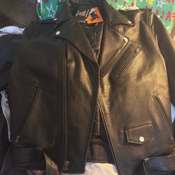 BEAUTIFUL GENUINE LEATHER JACKET