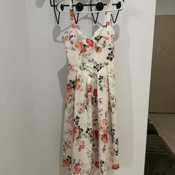 Floral Dress - Size s