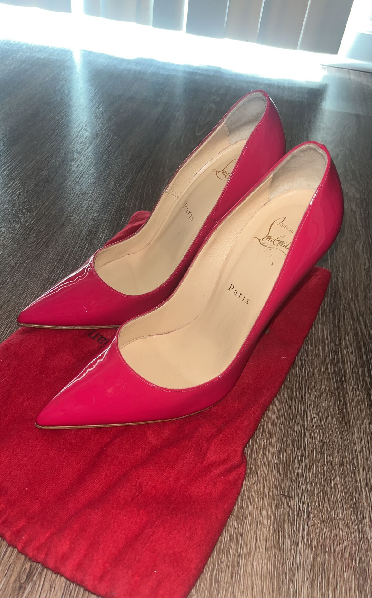 So Kate RED BOTTOMS SIZE 40