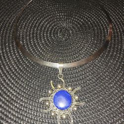 Beautiful 925 Silver Choker With Large Pendant