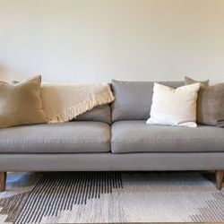 Room & Board Jasper- Sell 1PM