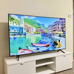 Like New Samsung Smart Tv 4k UHD 65”