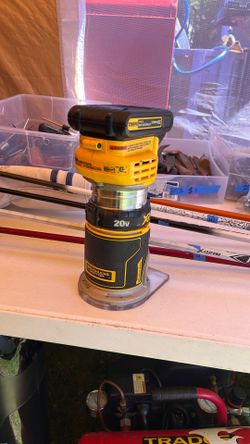 Dewalt router TOOL ONLY