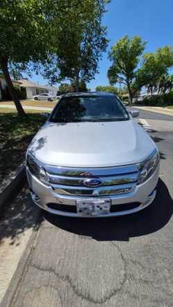 2011 Silver Ford Fusion