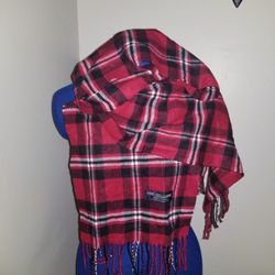 Red Scarf 
