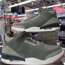 Air Jordan 3 Retro Family Affair 