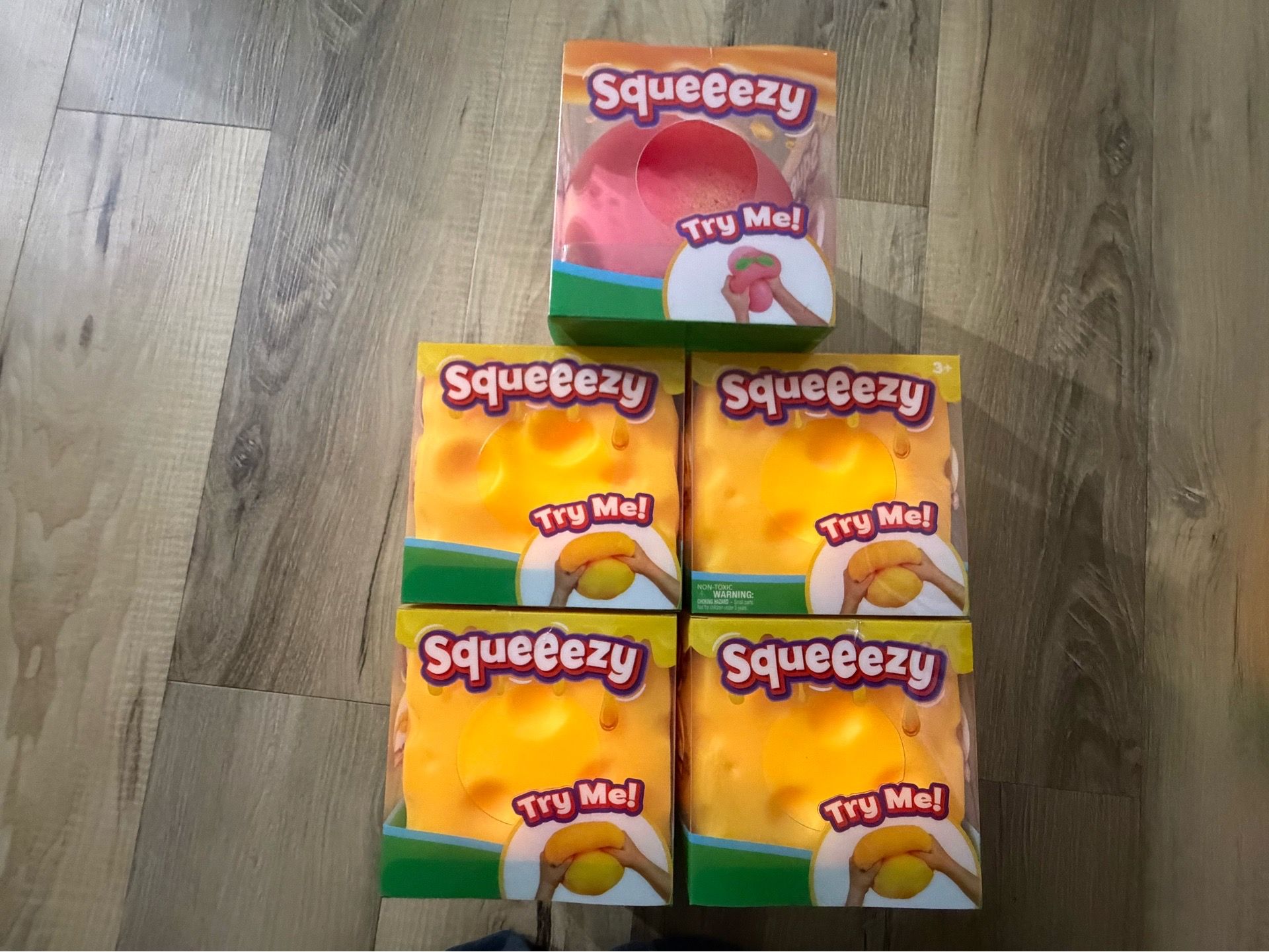 Bulk Sunny Days Squeezy 22 Pack
