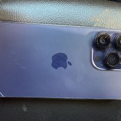 iPhone 14