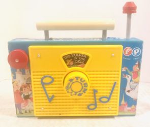 Vintage Fisher Price The Farmer in the Dell TV-Radio Music Box