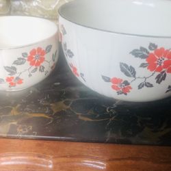 Vintage Set If Hall’s Superior  China Mixing  And Serving  Bowls No Chips Or Nicks 