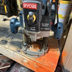 Ryobi Router