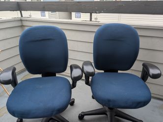 2 Office chairs - each 10$