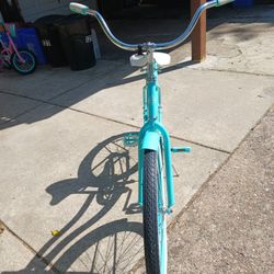 HUFFY LADIES CRUSIER