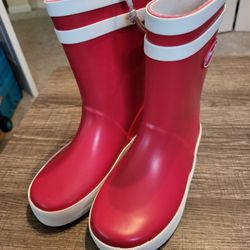 KIDS RAIN BOOTS